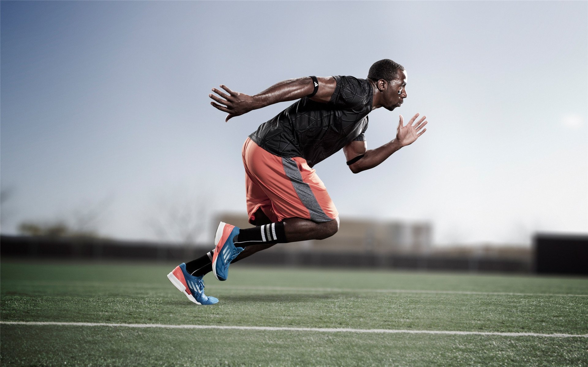 北欧风暴席卷地中海，卡瓦哈尔火热状态助瑞典完胜马赛，揭示战术新维度