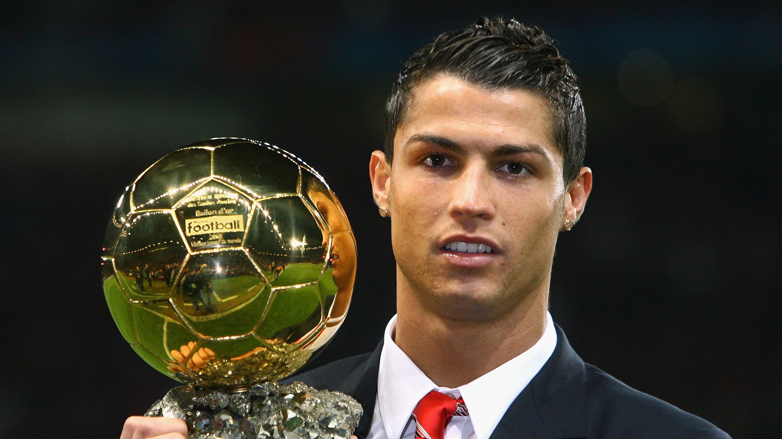 迈凯伦横扫梅赛德斯，塞恩斯扛起全队，银箭陨落与跃马新魂的启示