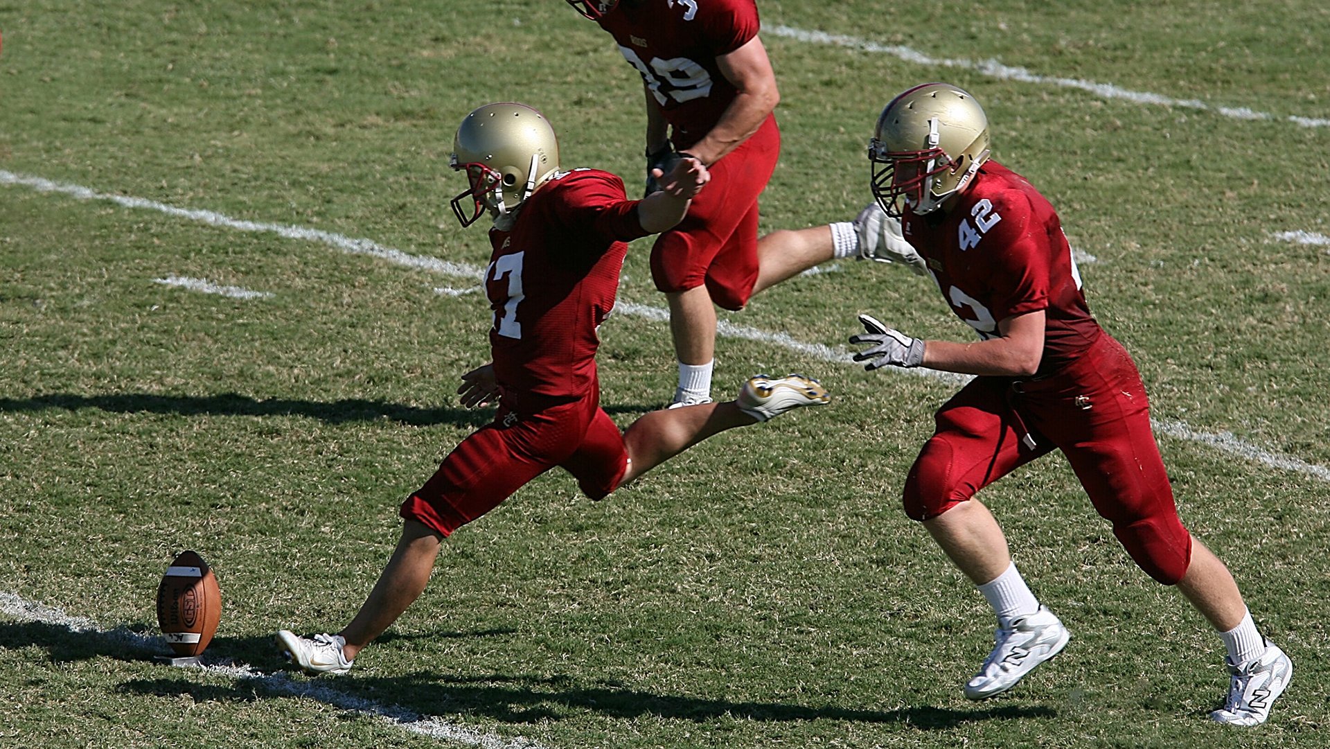 绝杀之夜,红海沸腾,当中国足球撞上萨拉赫的火焰